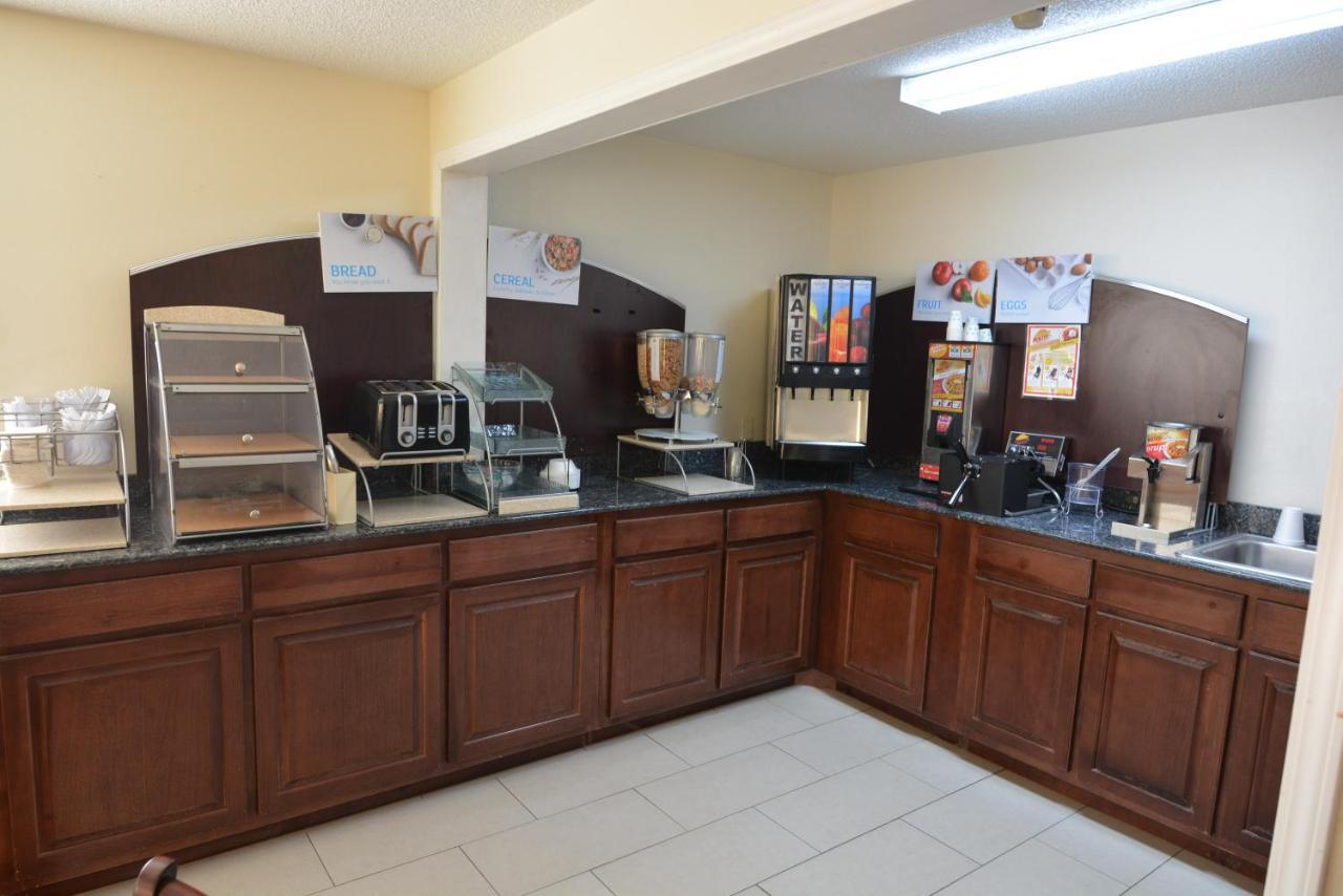 Jameson Inn And Suites Hazelhurst Hazlehurst Zewnętrze zdjęcie